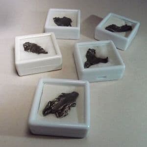 SIKHOTE-ALIN METEORITE (2.5 centimetre meteorites) - Russia