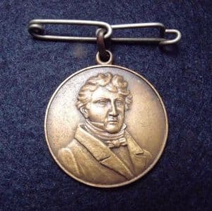 VINTAGE GEORGES CUVIER CENTENARY MEDAL (1932)