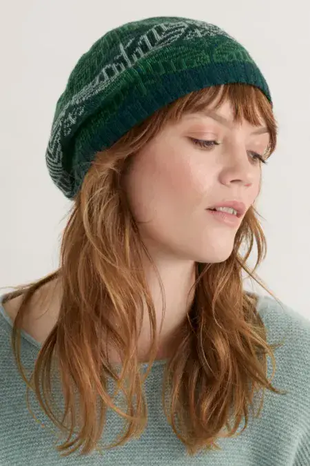 Bramble Jelly Beret. Lace Leaf Loch