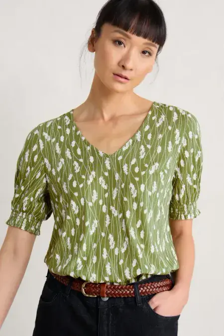 Rosehip Short Sleeve Top. Dried Grass Dark Citron