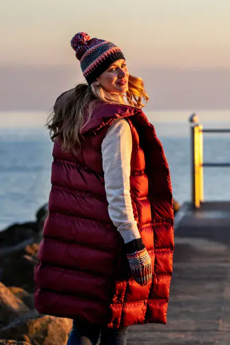 Transition Two Gilet. Burgundy