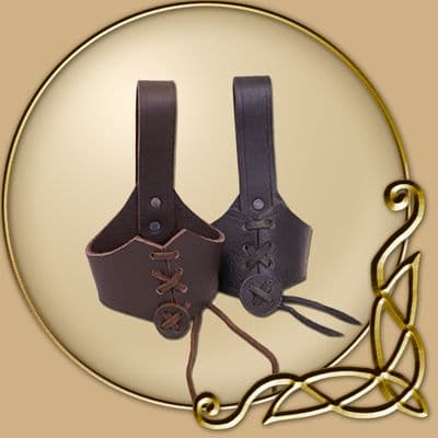 Drinking Horn Holder