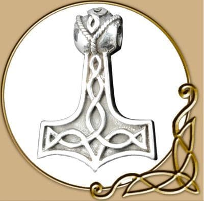 Thor hammer pendant with knot pattern, silver