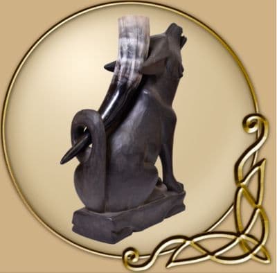Wooden Drinking Horn Stand