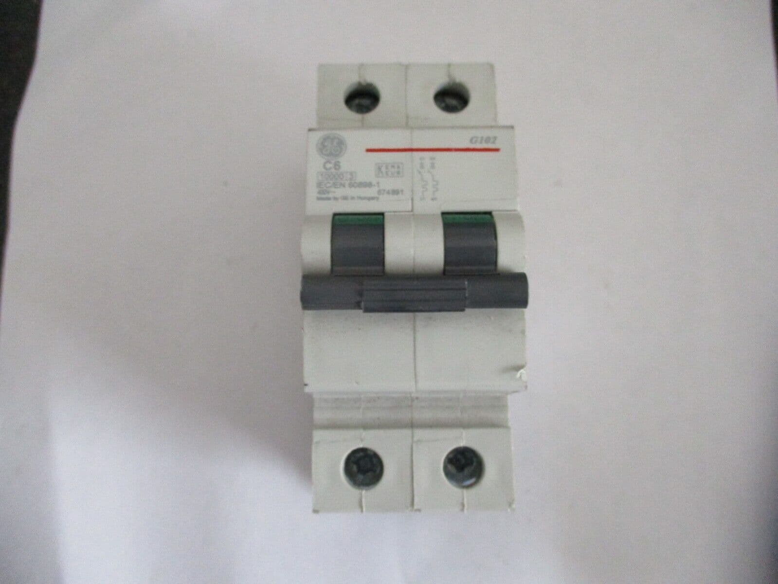 GENERAL ELECTRIC C6 6 AMP G102C06 / 674891 DOUBLE POLE MCB CURCUIT BREAKER