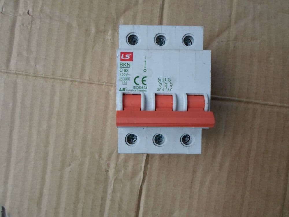 LS INDUSTRIAL SYSTEMS BKN C63 63 AMP 6KA TRIPLE POLE MCB CIRCUIT BREAKER