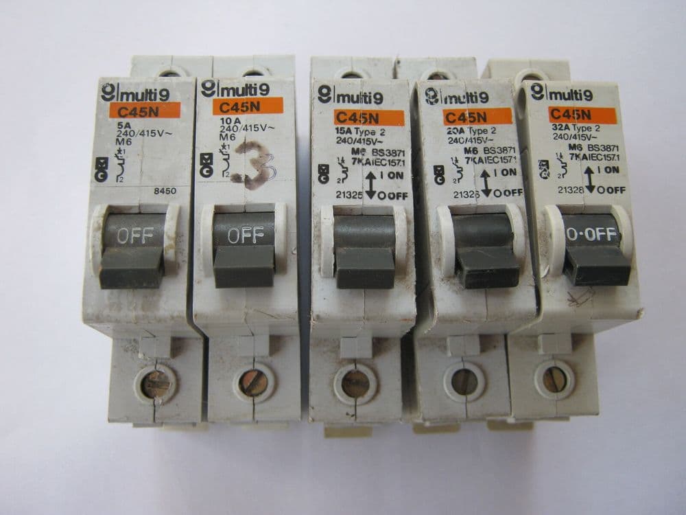 merlin-gerin-c45n-3-5-10-15-20-25-32-40-45-amp-type-2-bs-3871-single