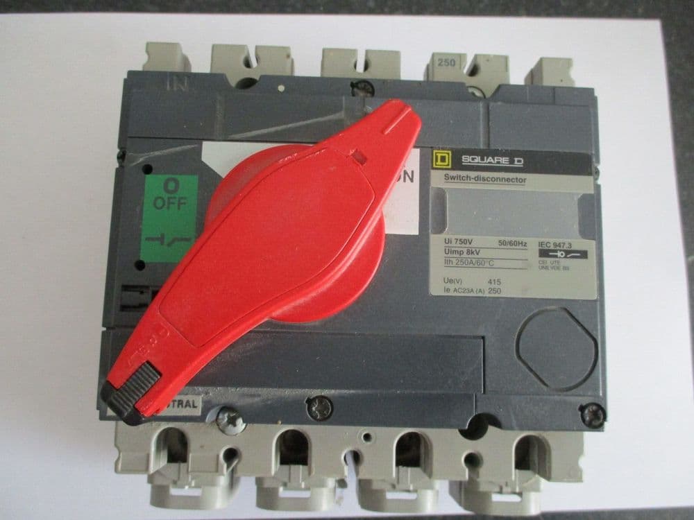 SQUARE D KQ250SW3L 250 AMP 3P N DISTRIBUTION BOARD MAIN SWITCH