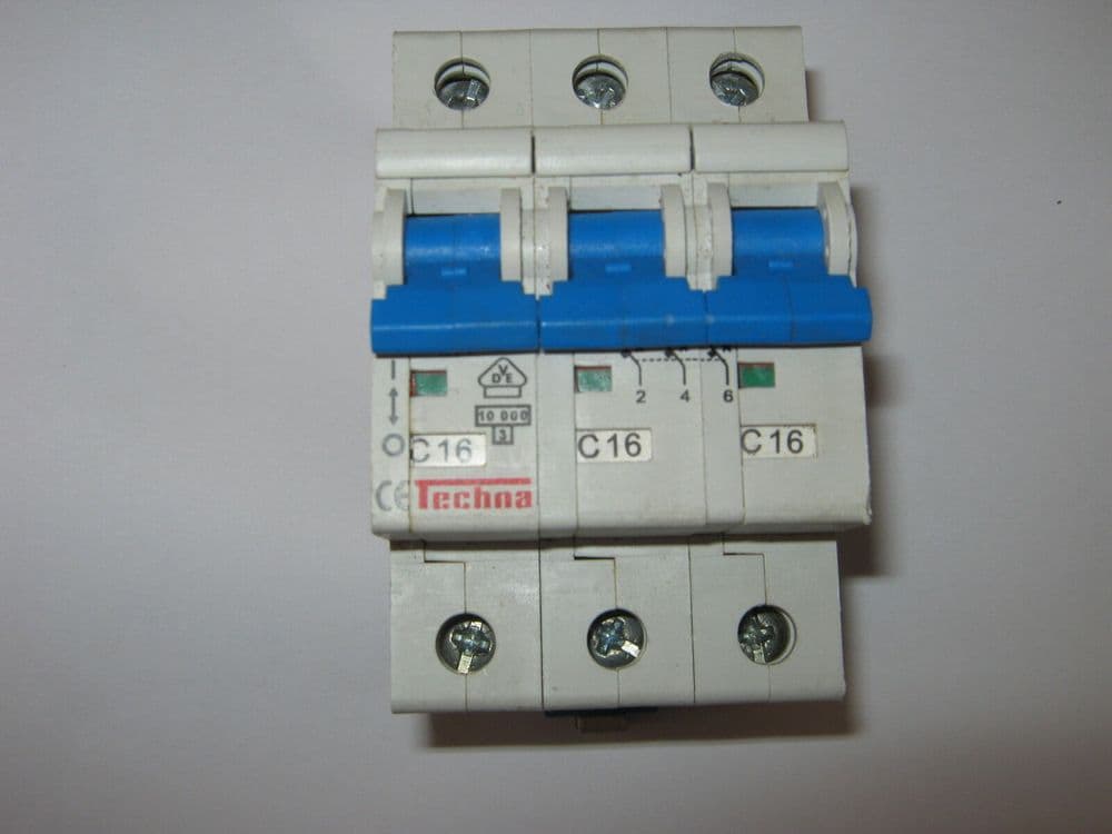 TECHNA C16 16 AMP 10KA TRIPLE POLE MCB CIRCUIT BREAKER