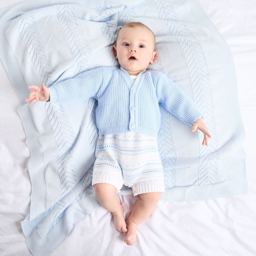 B108B - knitted Baby Cardigans
