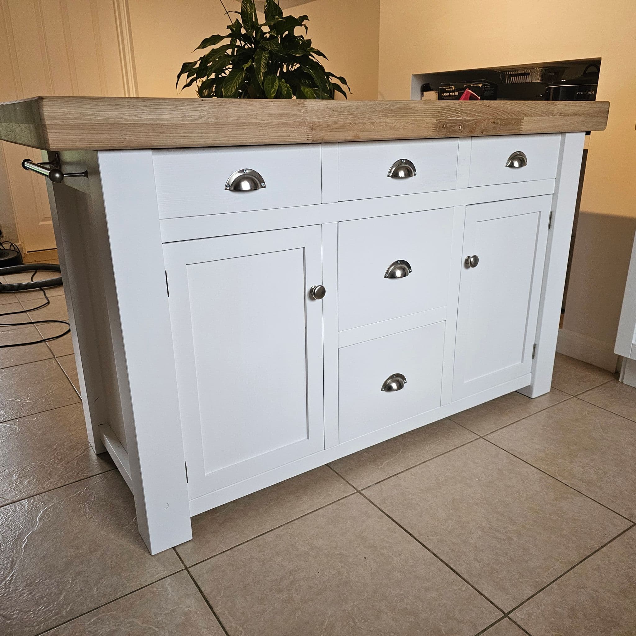 Our Guide to Our Kitchen Island Butcher’s Blocks