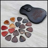 Plectrum Wallet - 18 Electric Guitar Picks | Timber Tones