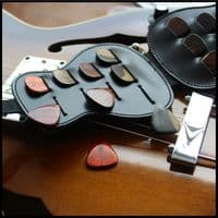 Plectrum Wallet - 18 Electric Guitar Picks | Timber Tones