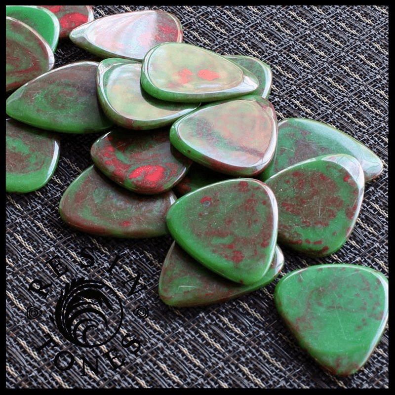 Resin Tones 4 Pack of 4 Guitar Picks Timber Tones