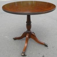 Circular Top Mahogany Pedestal Coffee Table