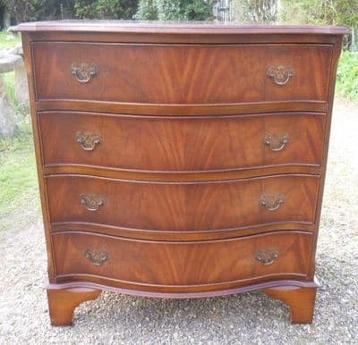 Georgian Style Serpentine  Mahogany Chest of Drawers