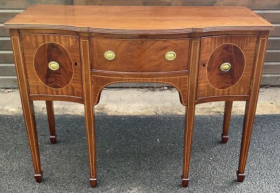 Georgian Style Small Mahogany Sideboard with Six Legs