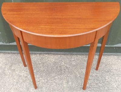 Mahogany Bowfront Console Side Table