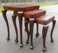 Mahogany Nest of Three Coffee Tables with Bold Cabriole Legs