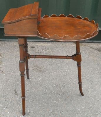 Mahogany Pedestal Occasional Table