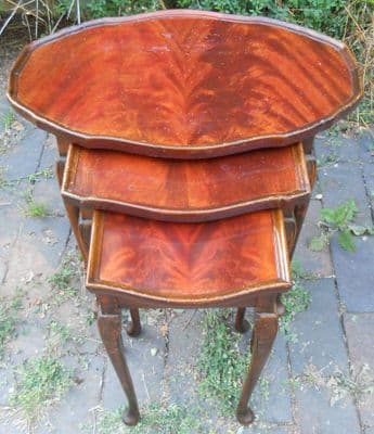Oval Mahogany Nest of Three Coffee Tables
