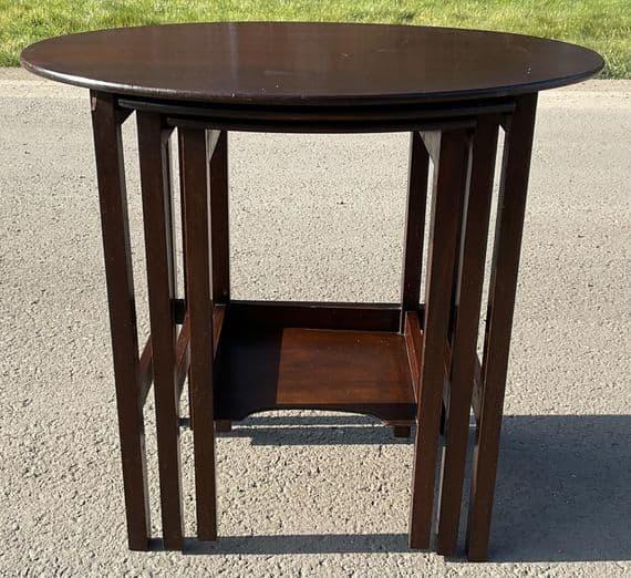 Oval Top Mahogany Nest Three Coffee Tables