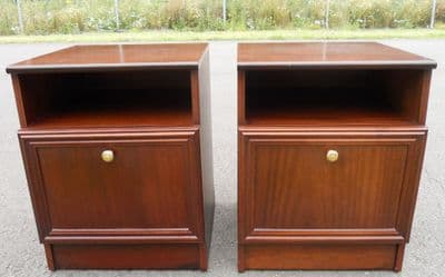 Pair Mahogany Reproduction Bedside Cabinets by Rossmore