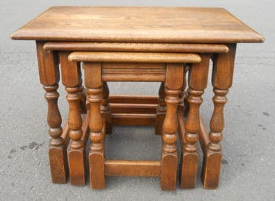 Quality Nest of Three Oak Coffee Tables