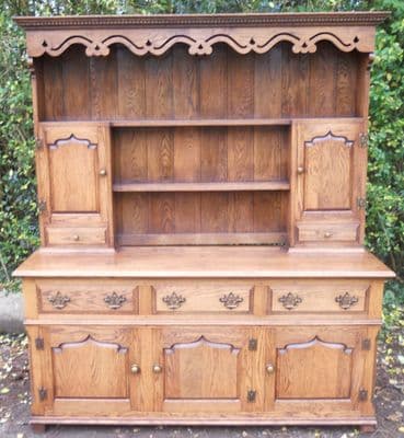 Quality Oak Welsh Dresser