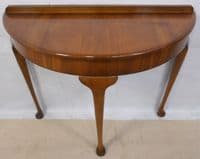 Queen Anne Style Walnut Bowfront Console Table