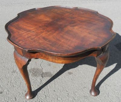 Queen Anne Style Walnut Shaped Coffee Table