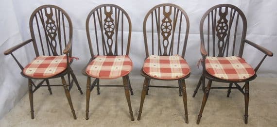 Set of Four Windsor Wheelback Dining Chairs