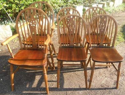 Set of Six Wheelback Kitchen Dining Chairs