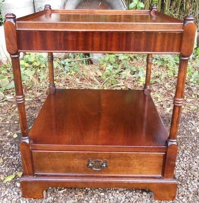 Small Mahogany Lamp Table Stand