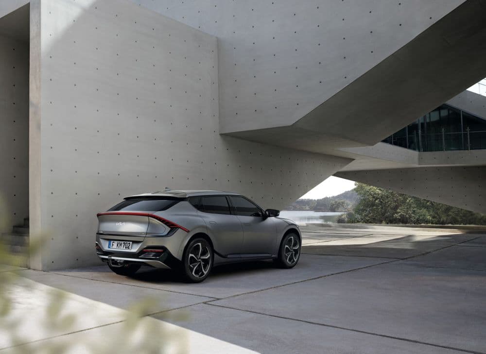 UK EV6 Towbar options (concealed or removable) For bike rack Kia