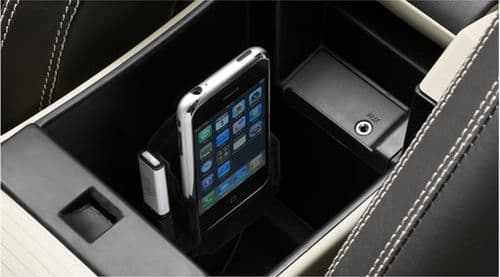 Volvo USB and iPod® Cradle