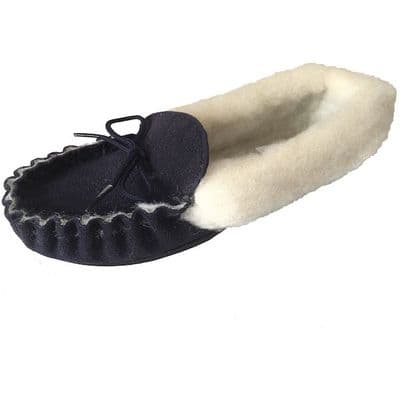 Moccasin Slippers-Fur Lined Size 3 Navy