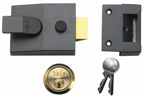Yale Deadlocking Nightlatch