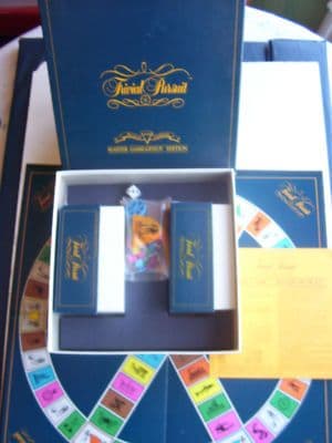 Original Trivial Pursuit  (Genius Edition) Board Game