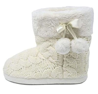 Dunlop Ladies Famous Slipper Boots, Cable Knit Upper Warm Lining Pom Poms  IVORY