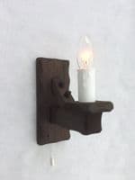 Rustic 1-Light Wooden Wall Light & Pull Switch | Tradwoodlights