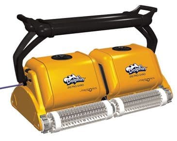 11. Maytronics Dolphin 2 x 2 Gyro Track