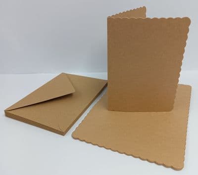 10 Pack – A5 Recycled Scalloped Card Blanks & Envelopes