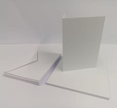 25 Pack A6 Pre-Creased White Blank Cards (250gsm) & Envelopes (100gsm)