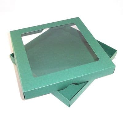 7x7 Green Greeting Card Boxes With Aperture Lid