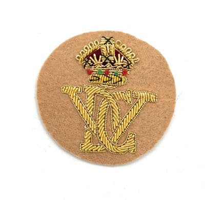 Badge 5th Royal Inniskilling Dragoons  Guards field service Beret Badge Kings Crown R2686