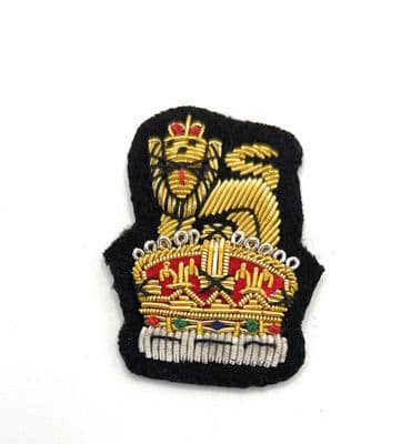 Badge Beret Badge Kings crown on Black R2725