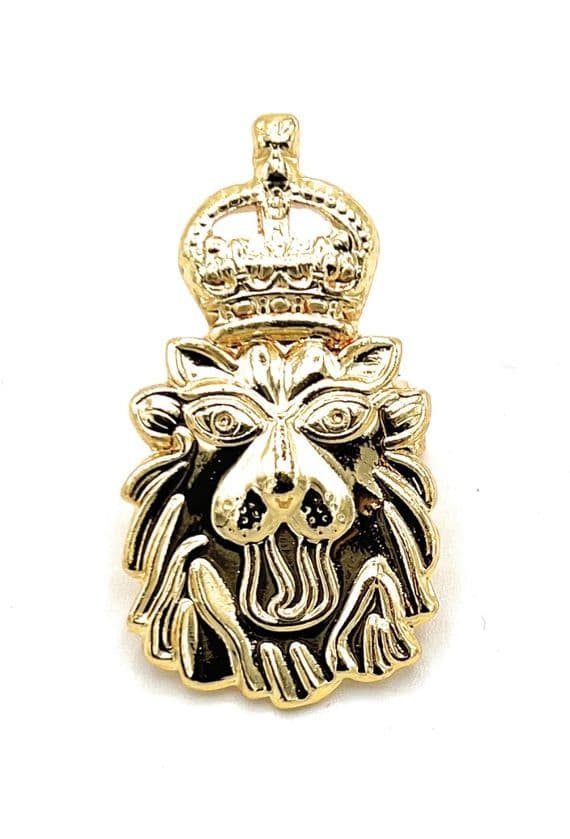 Badge Collar Kings Crown CiiiR Crown Clatch Pin Tudor Crown R2797