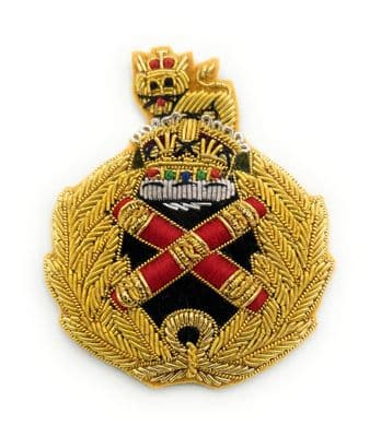 British Army Field Marshal Cap Badge Kings Crown R747