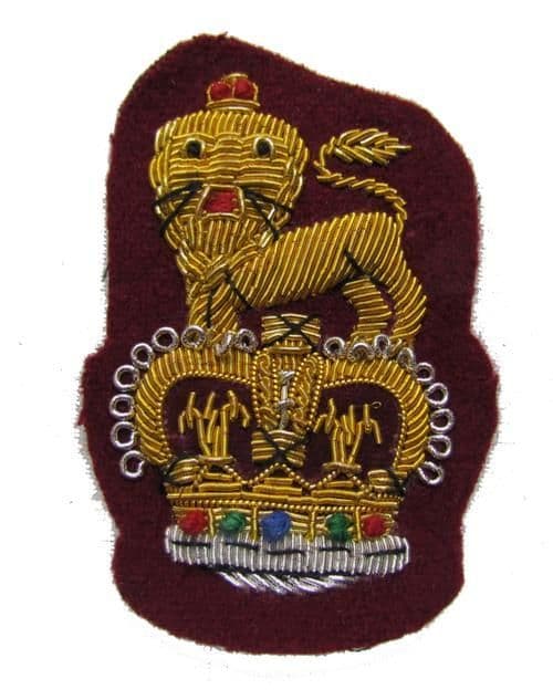 General Staff Officer Cap Badge Maroon R1104